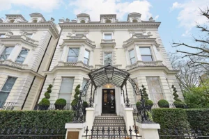 David Beckham’s &Quot;Beckingham Palace&Quot;